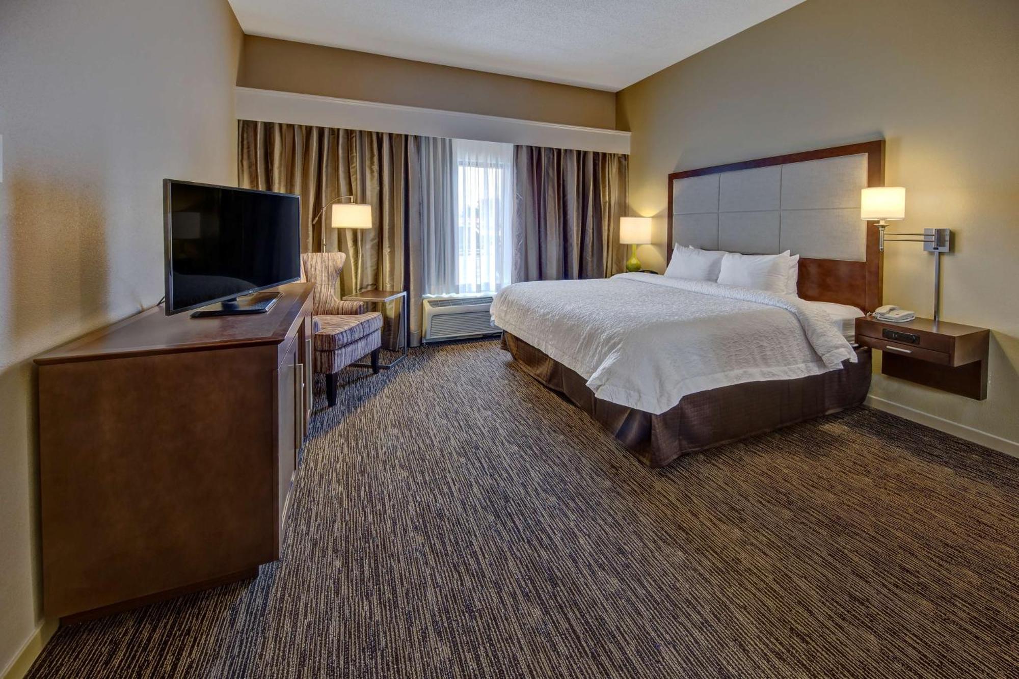 Hampton Inn Dunn Eksteriør billede